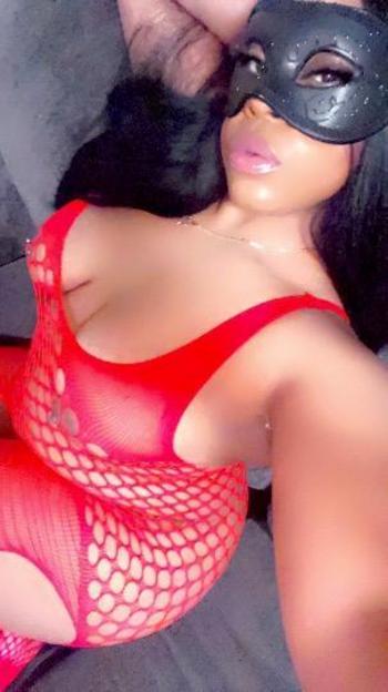 Tatiana , 34  female escort, South Coast